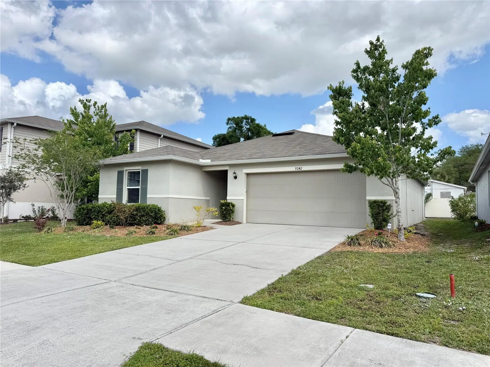 9242 Freedom Hill Dr, FL