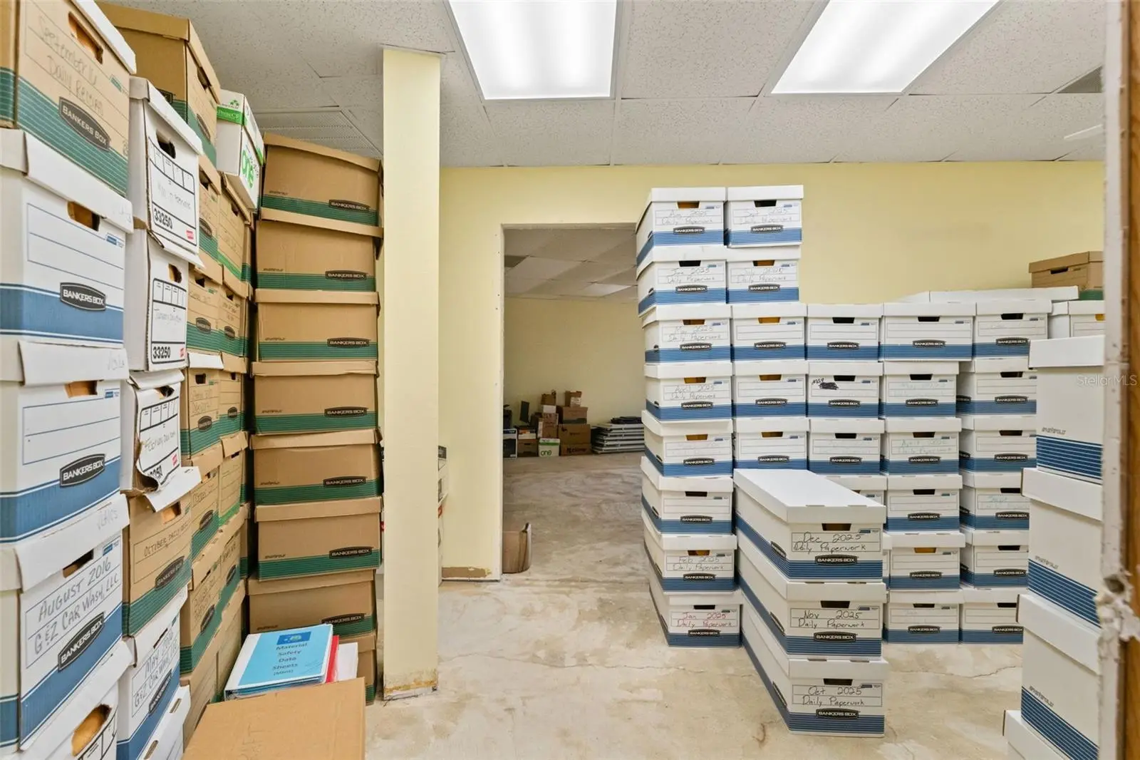 1108 Commercial Way, FL
