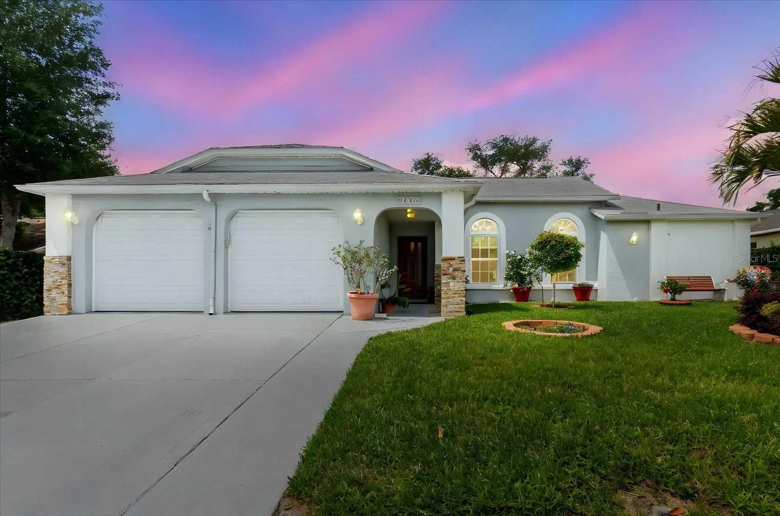 8112 Golden Bear Loop, FL