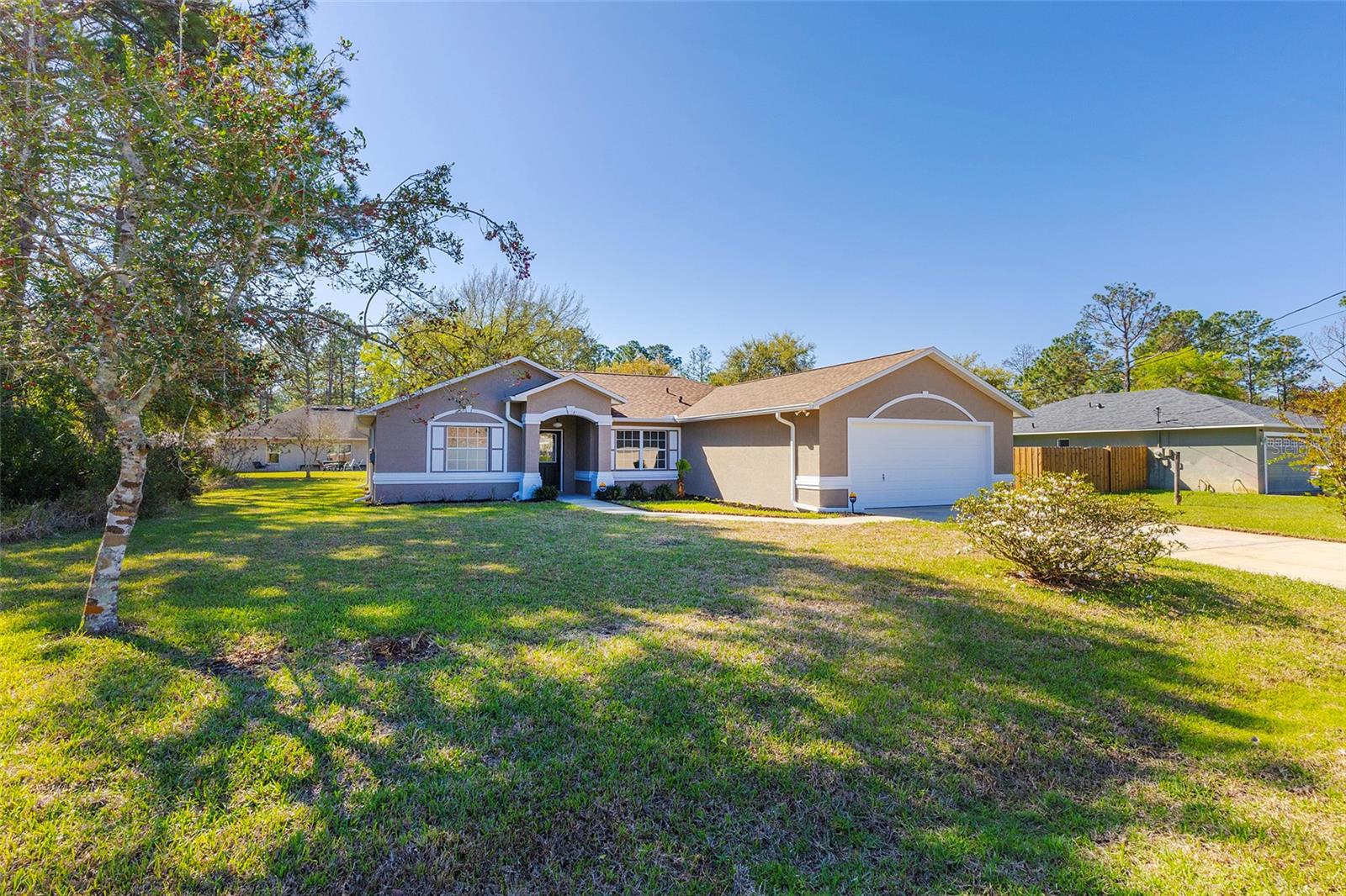 9 Slipper Flower Path, FL