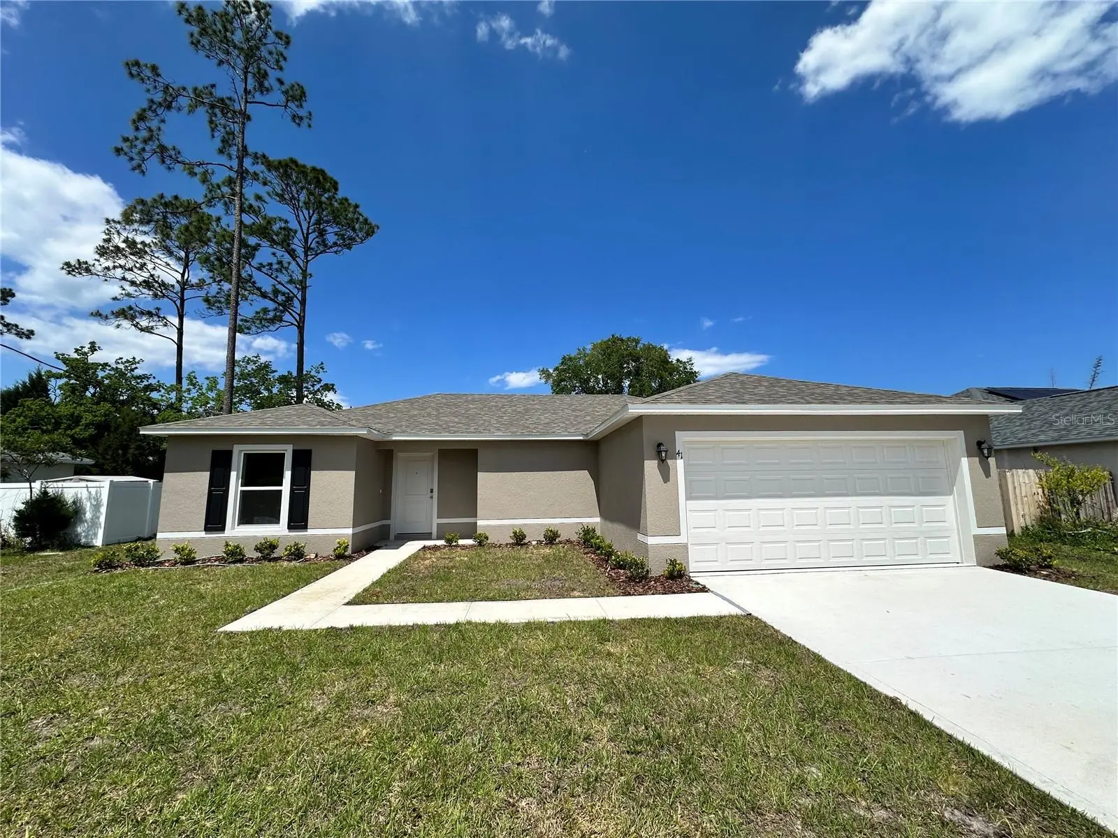 41 Round Tree Drive, FL