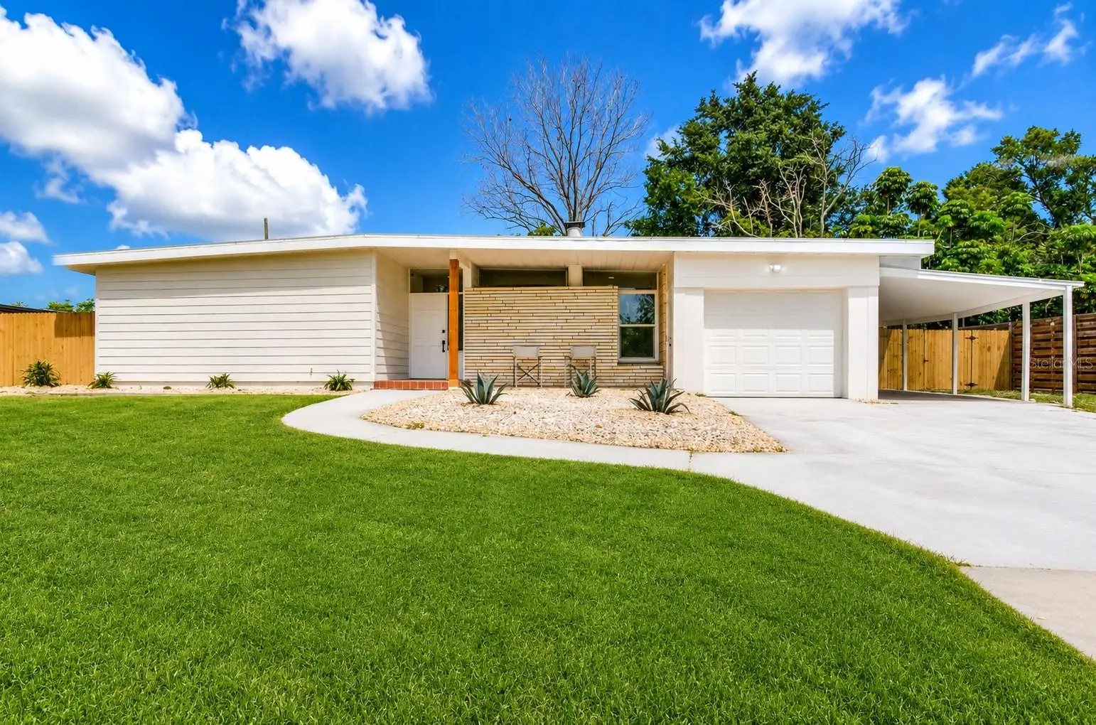 2753 Valencia Drive, FL