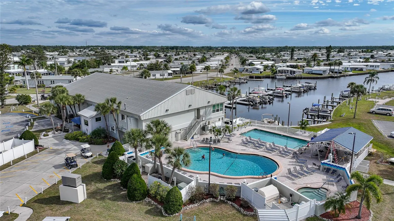 553 Fleetwood Street, FL