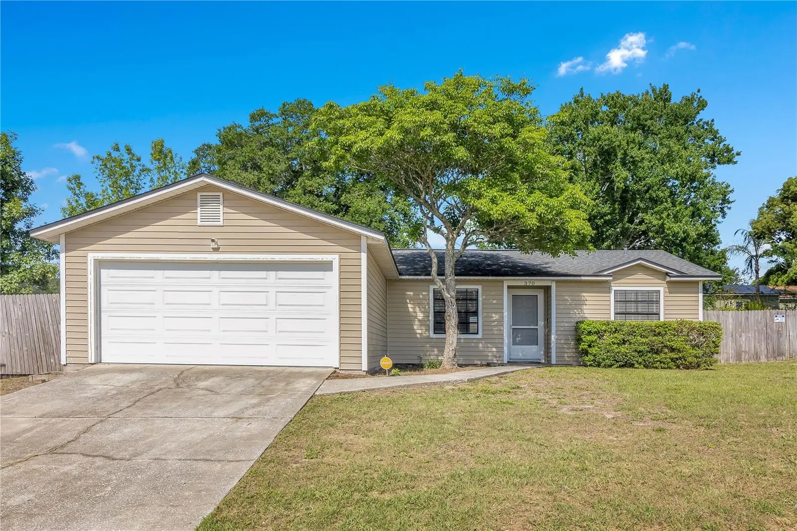 370 Lake Avenue, FL