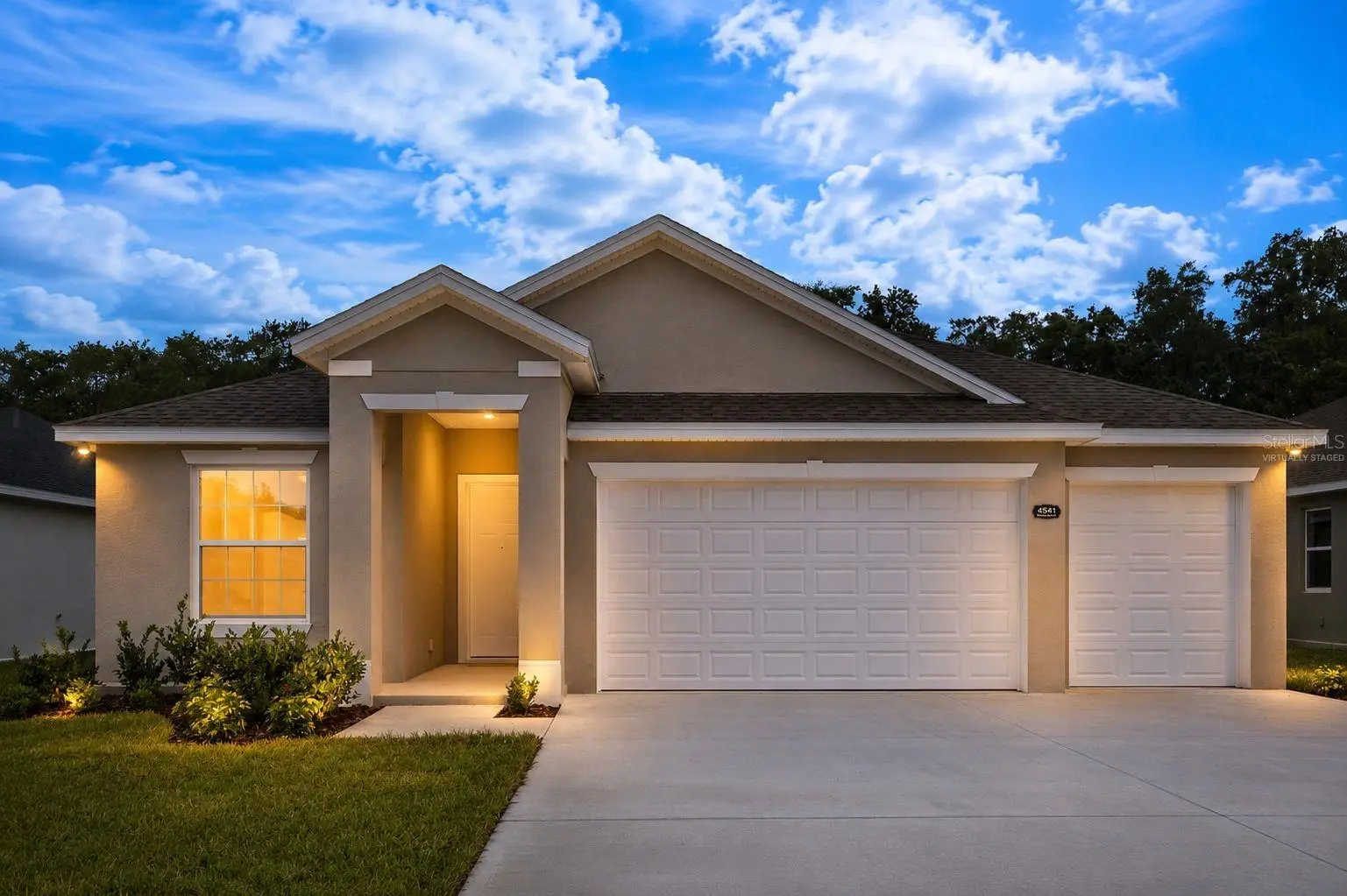 4541 Fairway Oaks Drive, FL