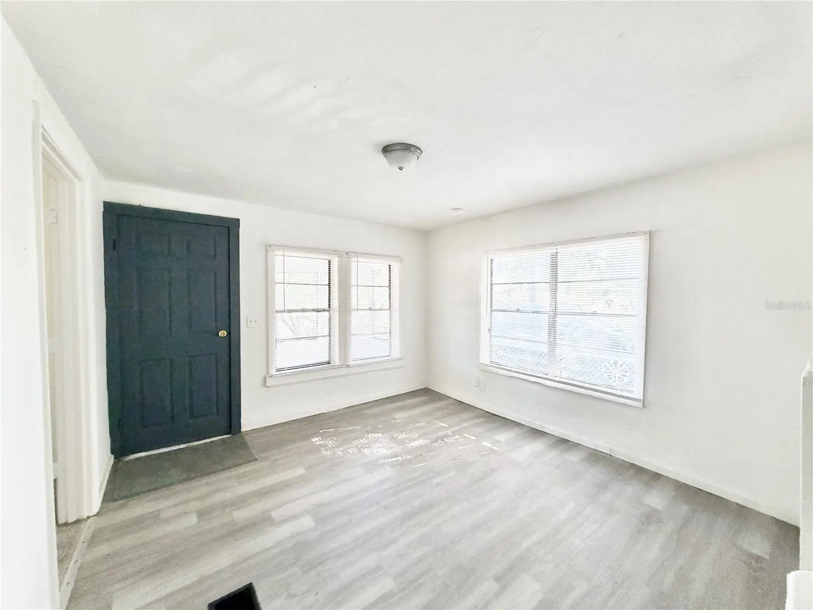 21433 Hawthorne Road, FL