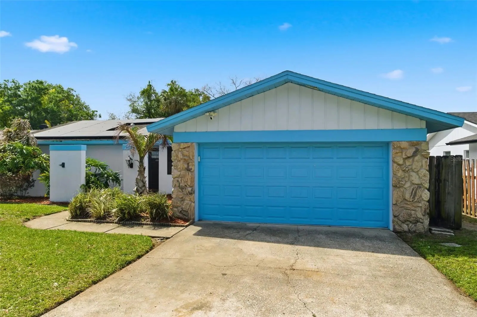 2816 Rustic Oaks Drive, FL