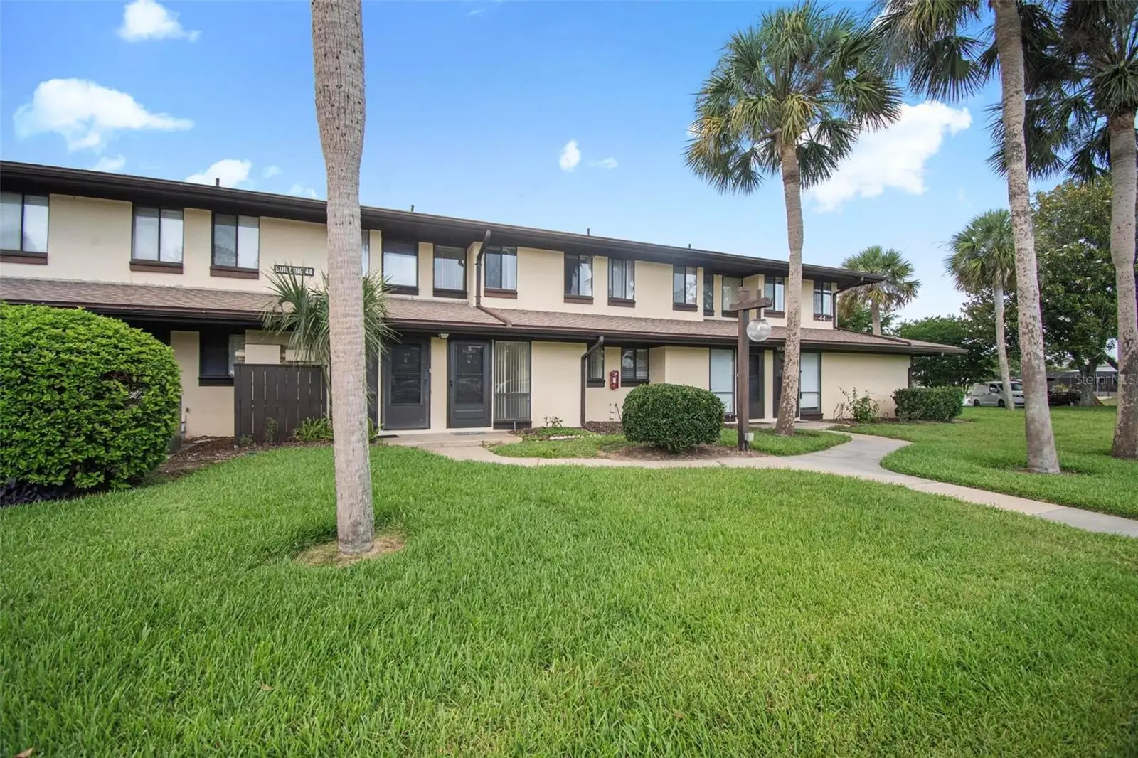 44 Club House Drive, FL