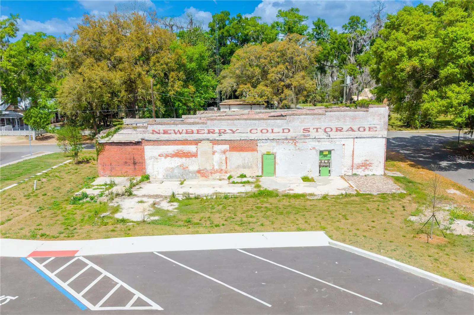 98 254th Street, FL