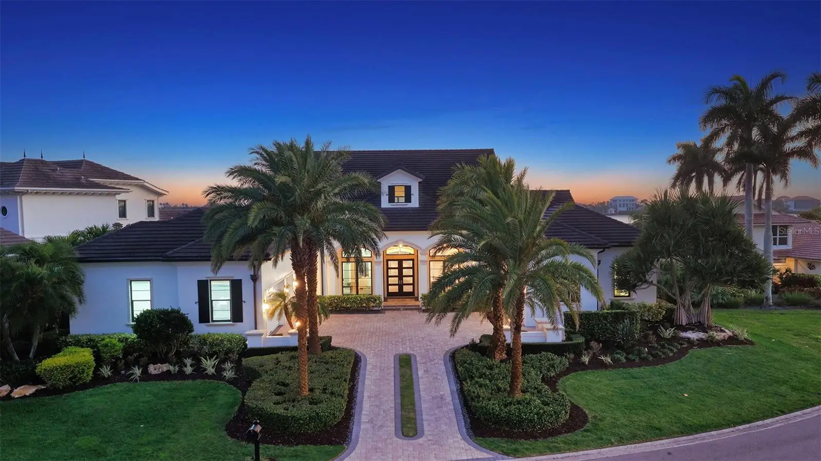 313 Lookout Point Drive, FL
