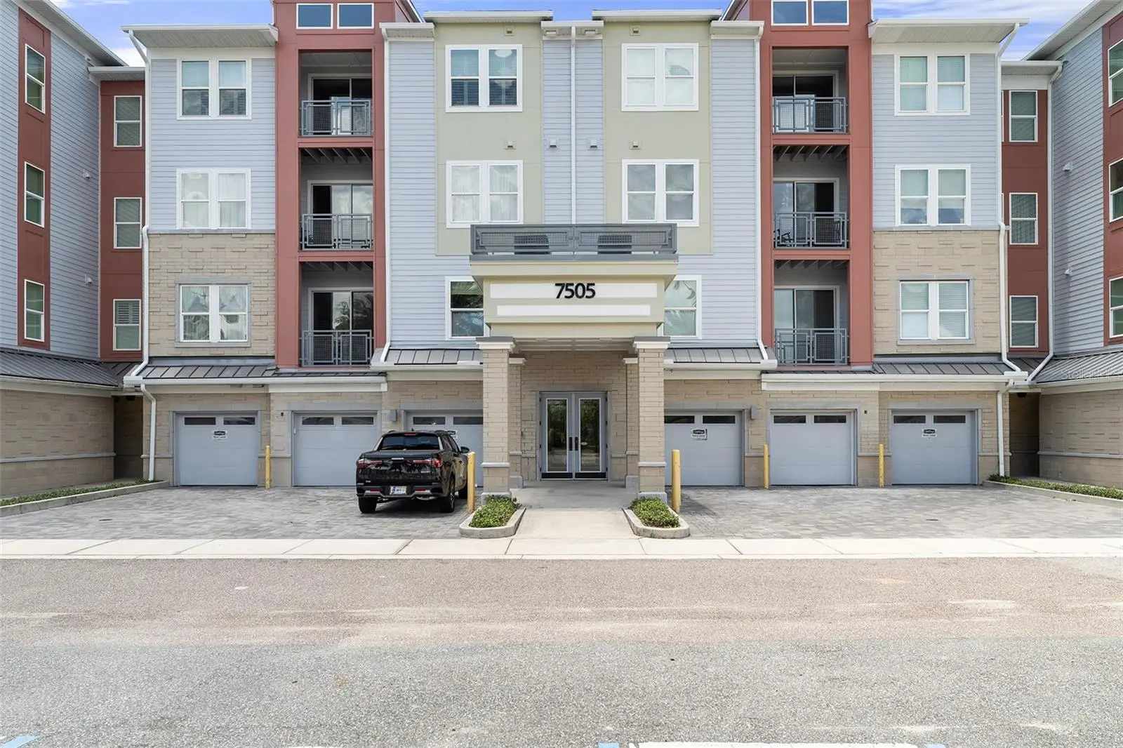 7505 Laureate Blvd, FL
