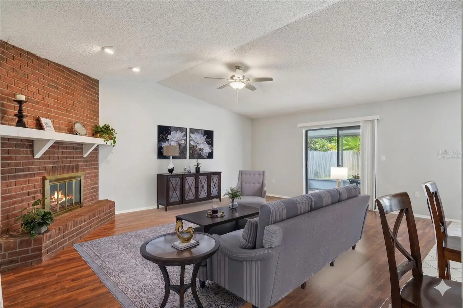 105 Lotus Circle, FL