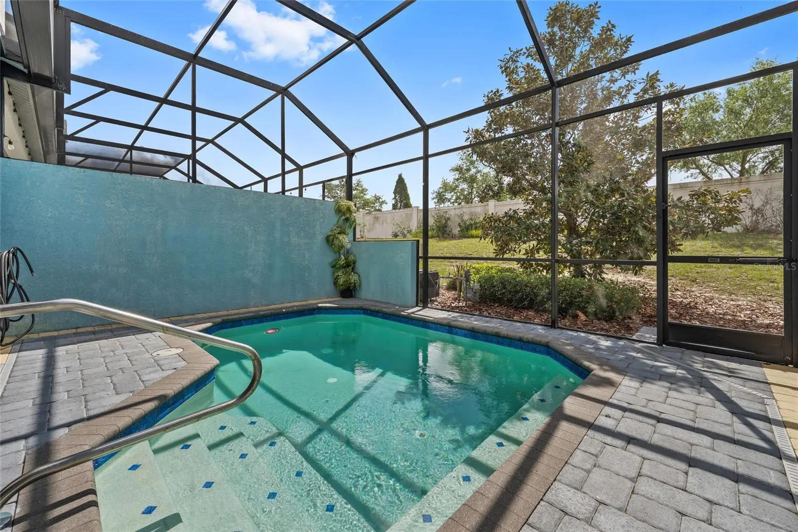 318 Captiva Drive, FL