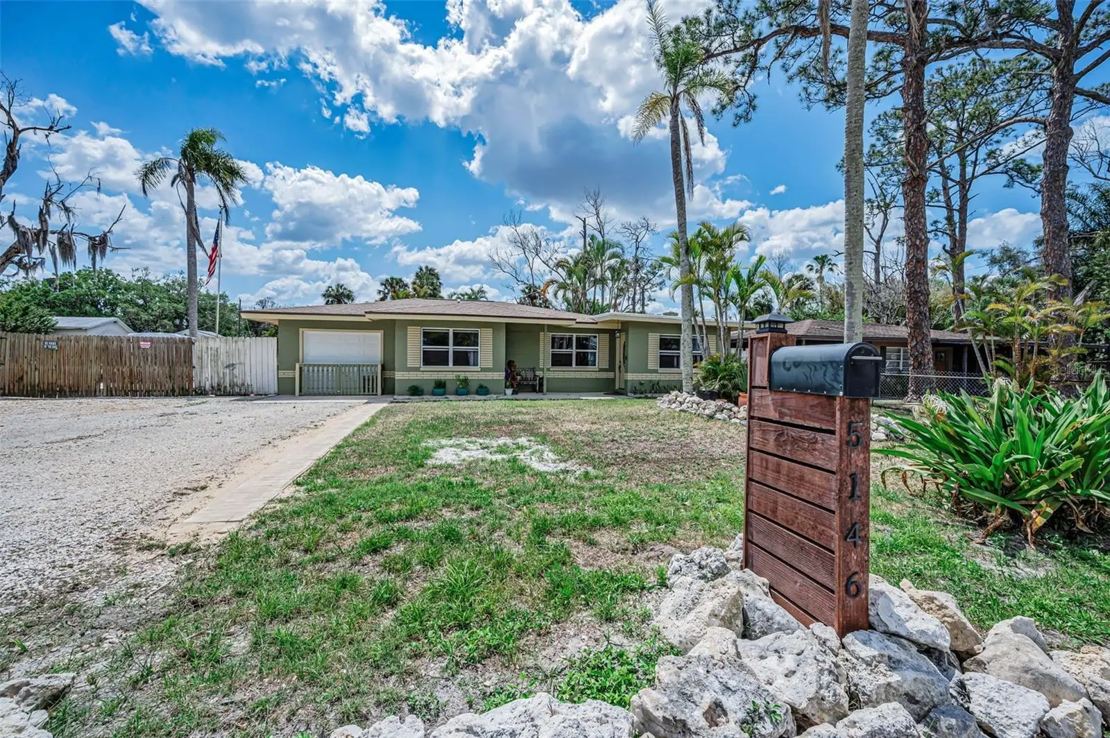 5146 Mallett Drive, FL