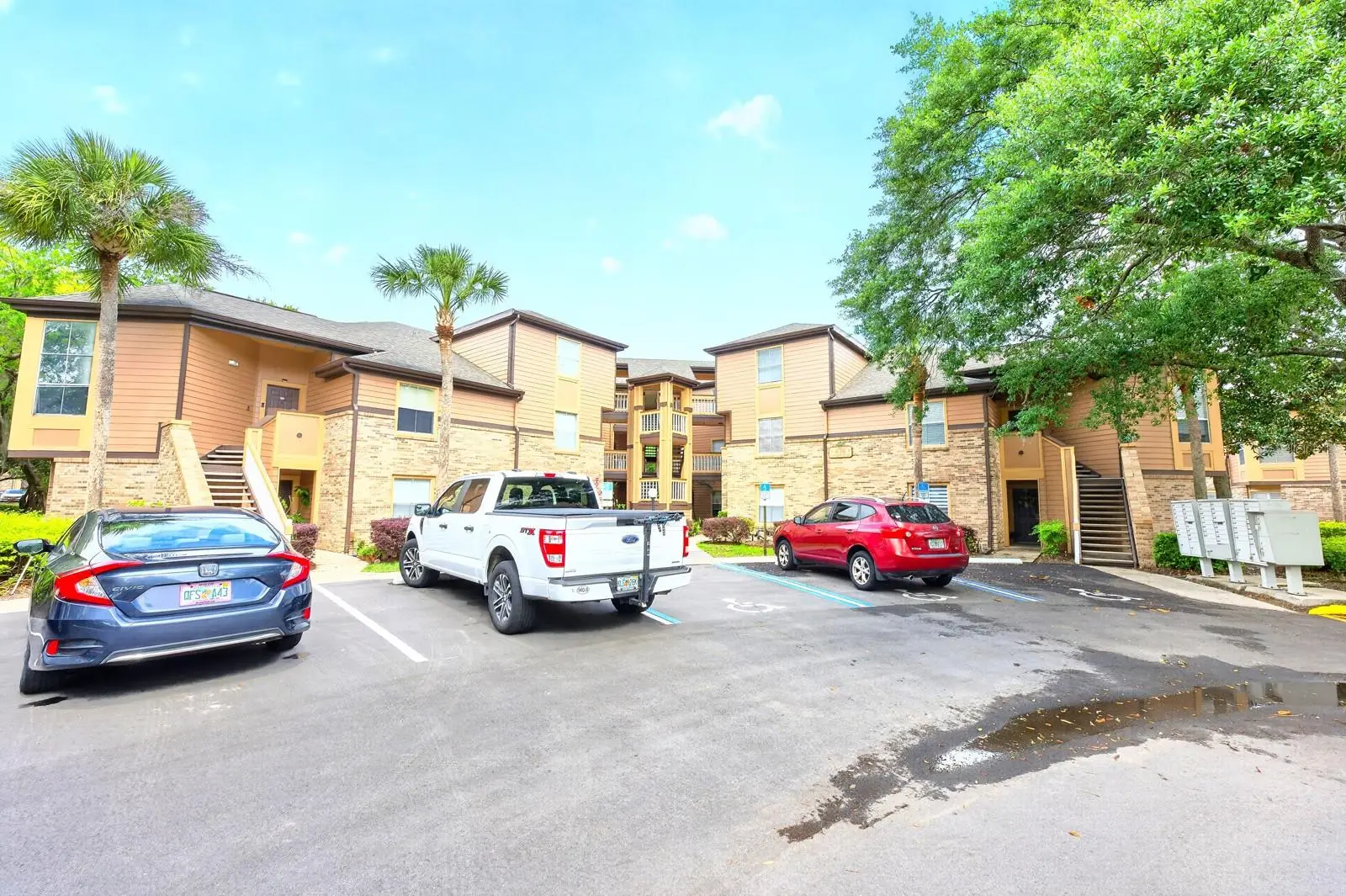 474 Pin Oak Place, FL