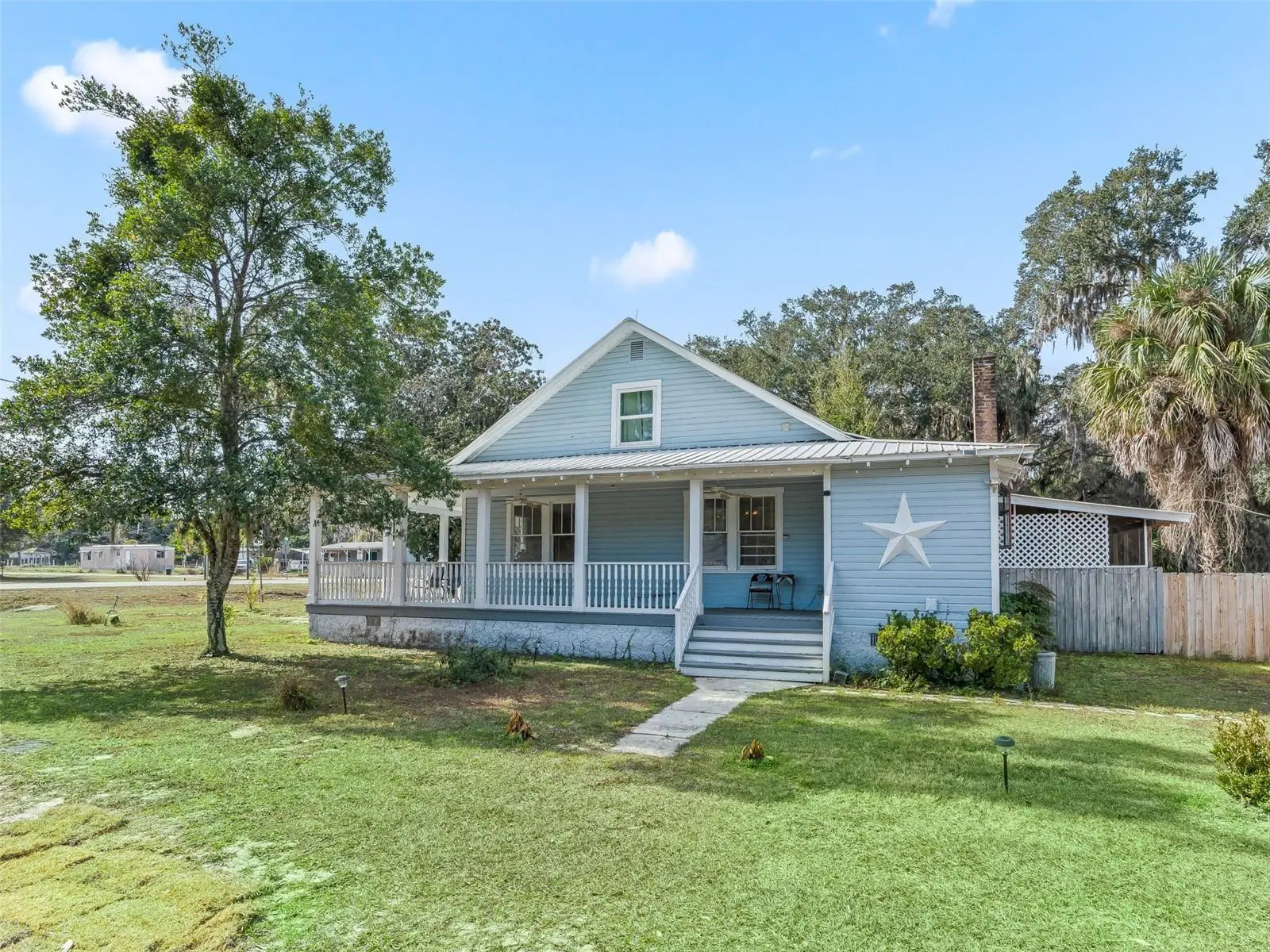 10487 Highway 42, FL