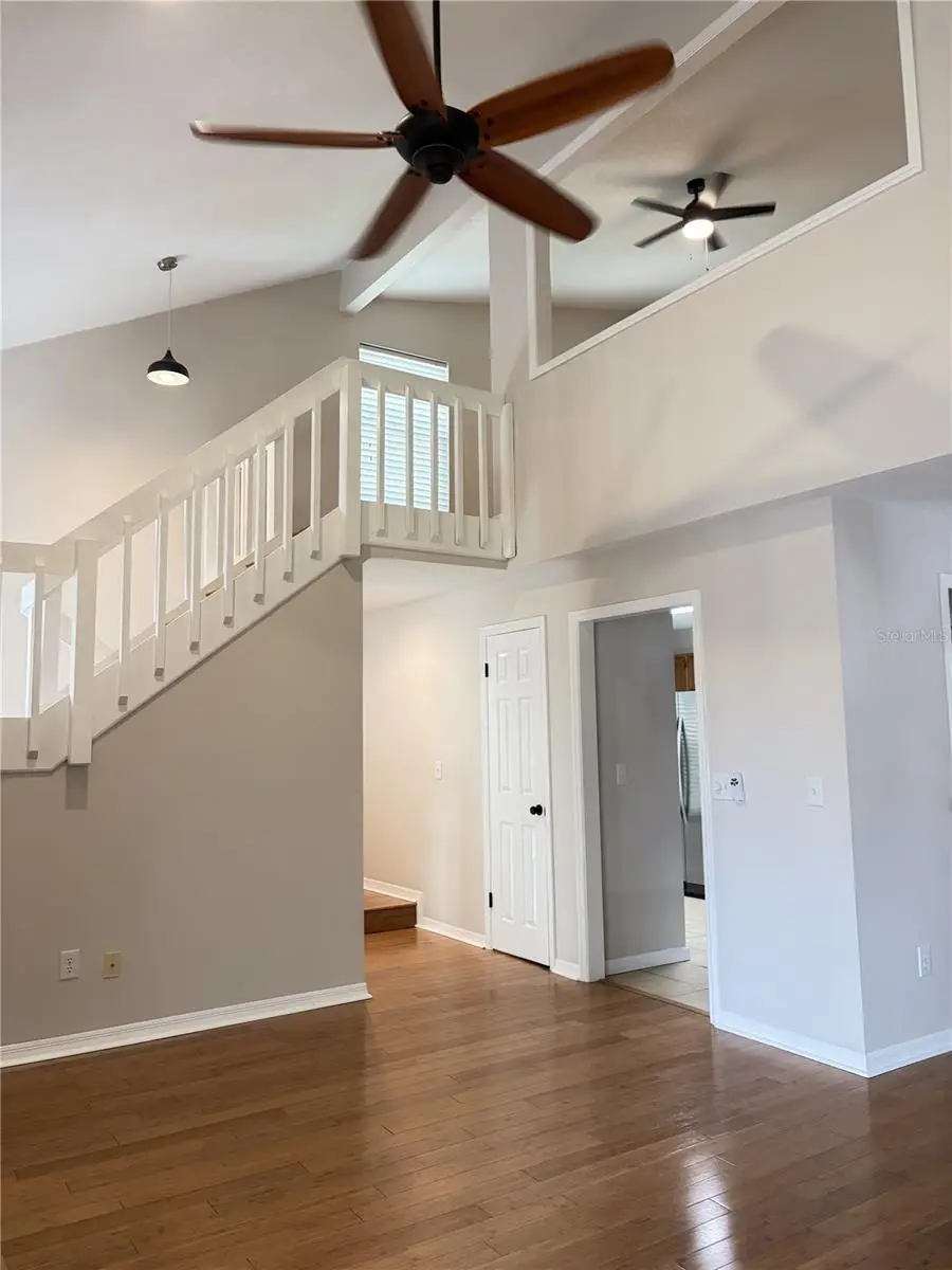 3156 Valley Oaks Drive, FL