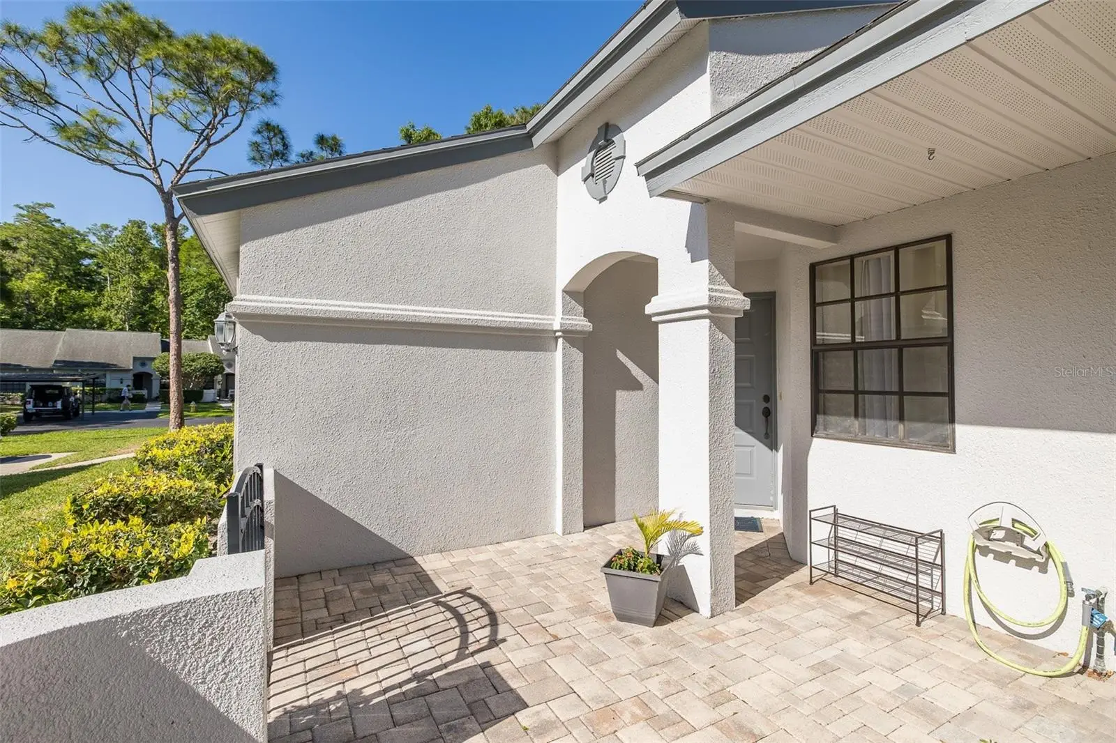 3843 Goldfinch Court, FL