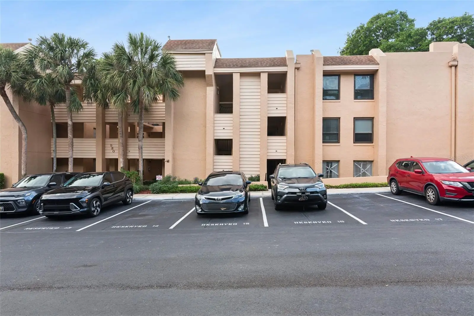 530 Cranes Way, FL