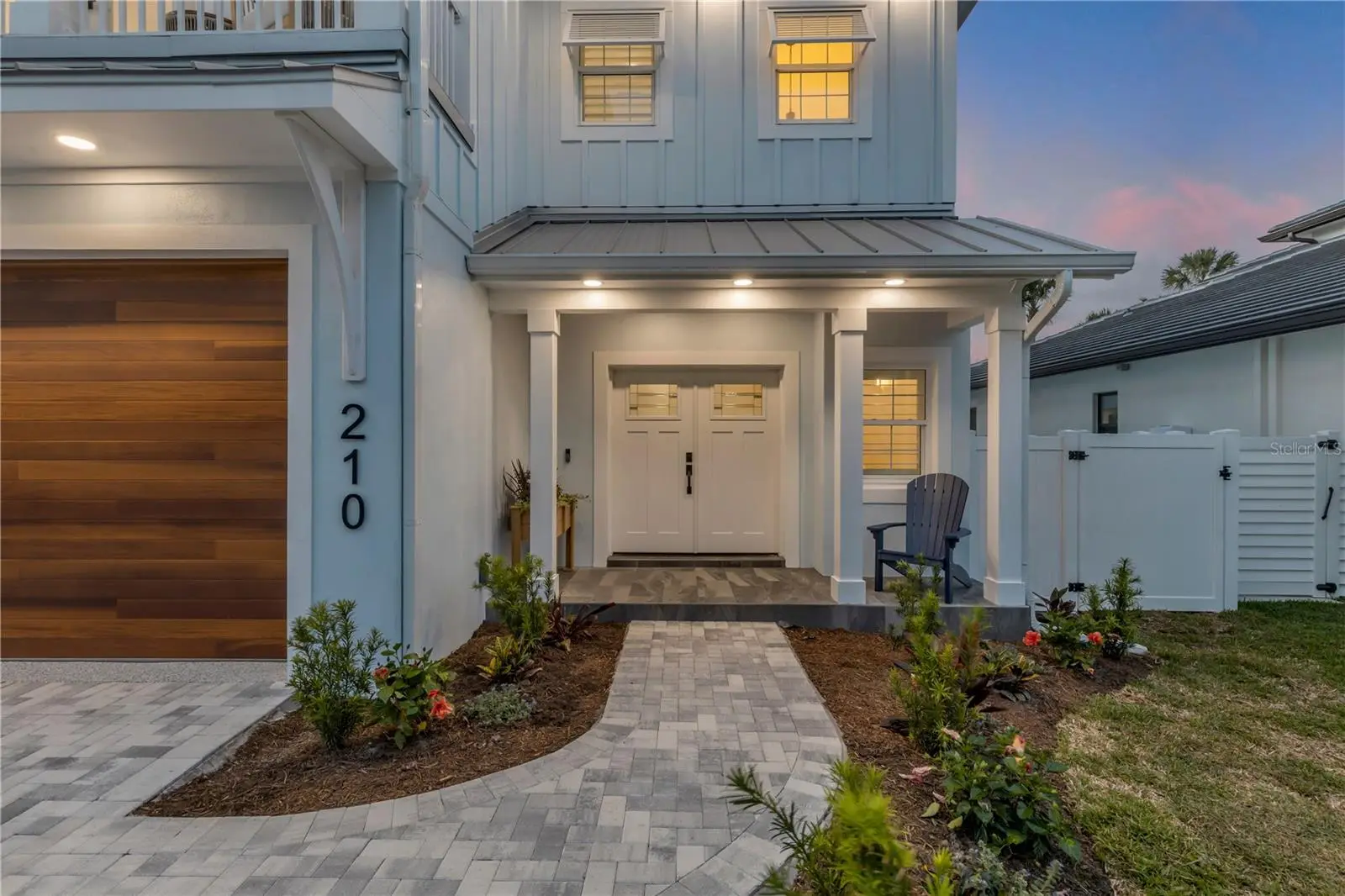 210 Due East Street, FL