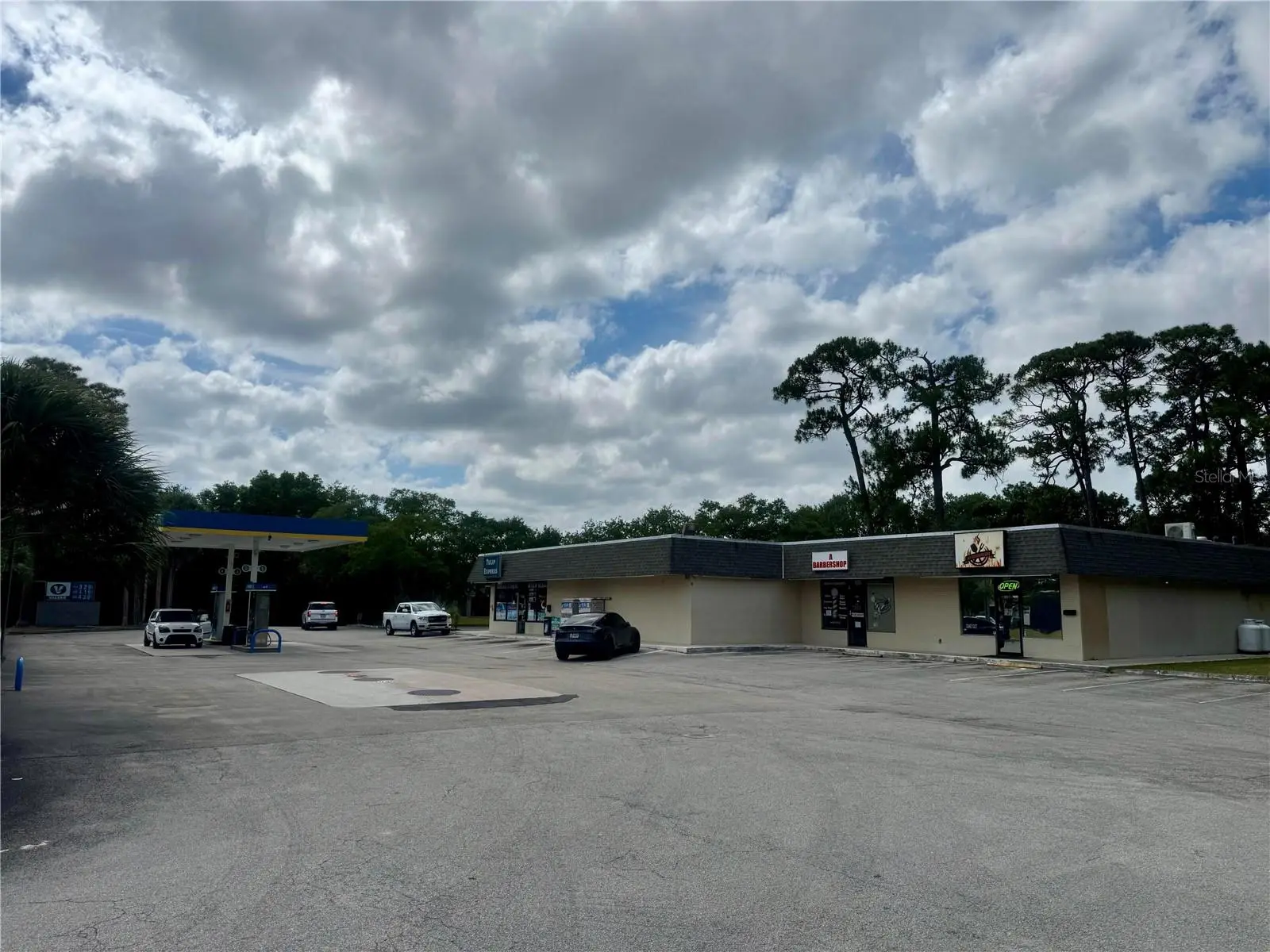 302 Tulip Boulevard, FL