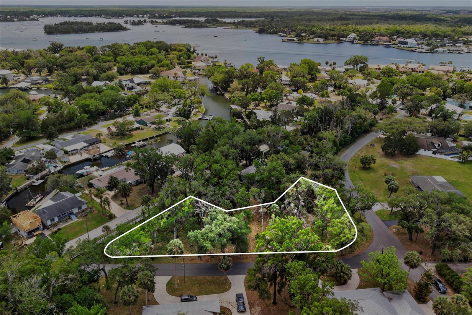 580 14th Place, FL