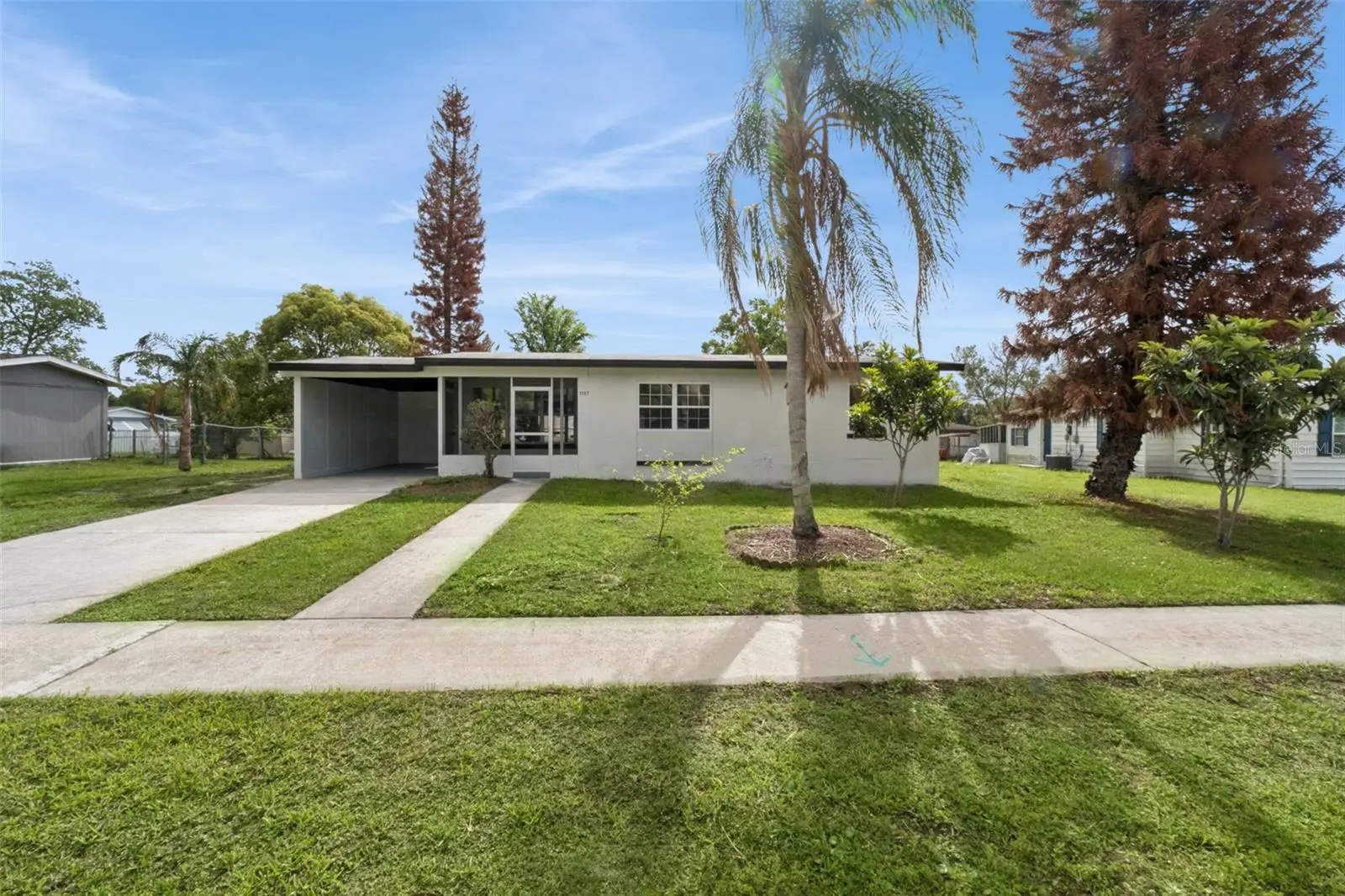 1157 Hampshire Avenue, FL
