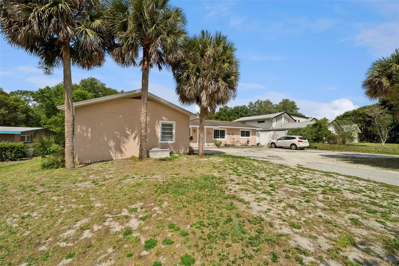 1050 Crystal Bowl Circle, FL