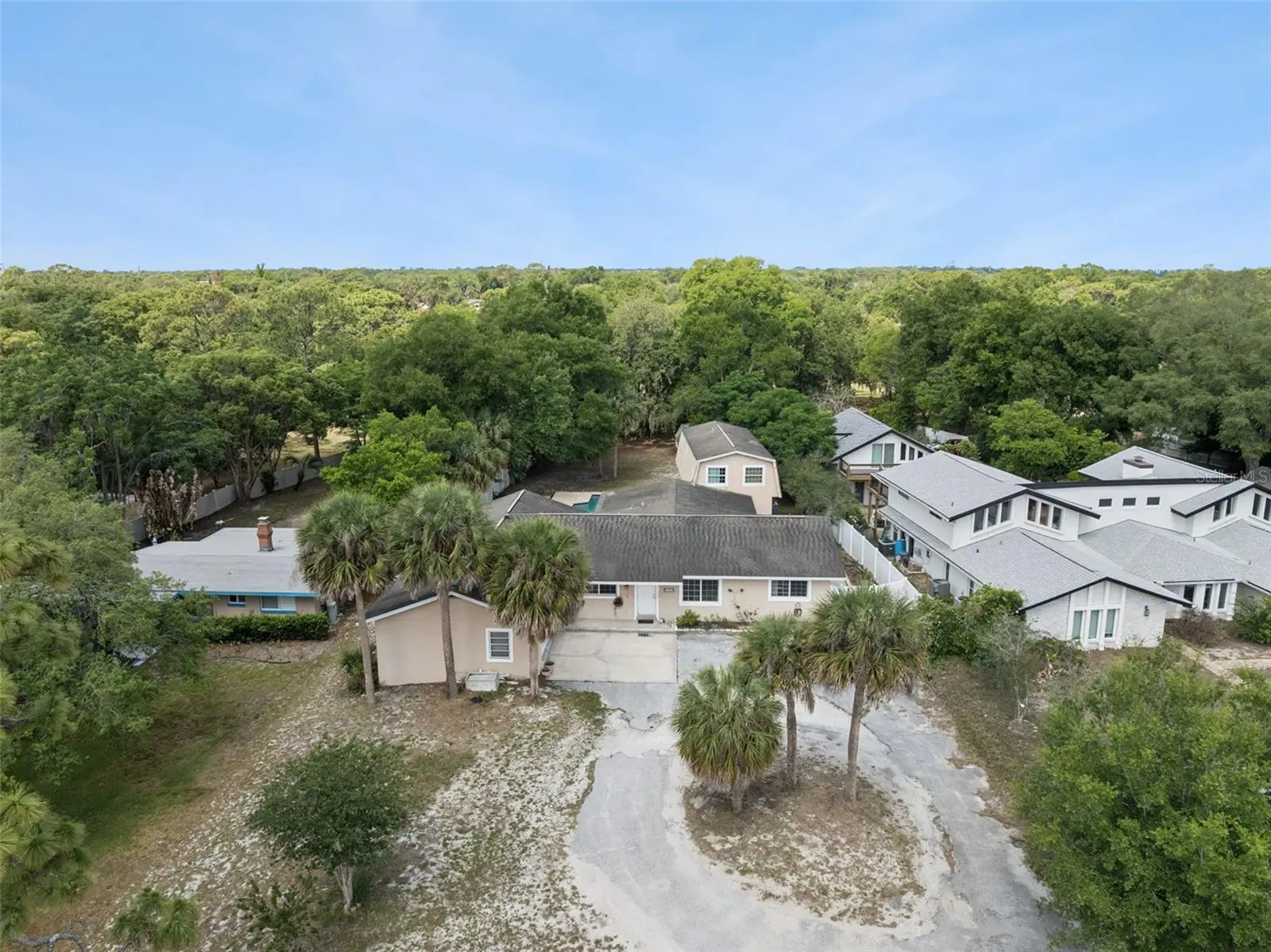 1050 Crystal Bowl Circle, FL