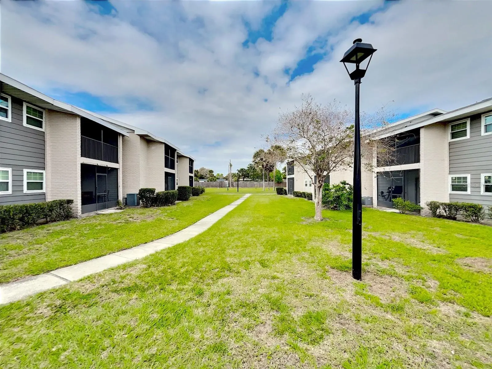 865 Sky Lake Circle, FL