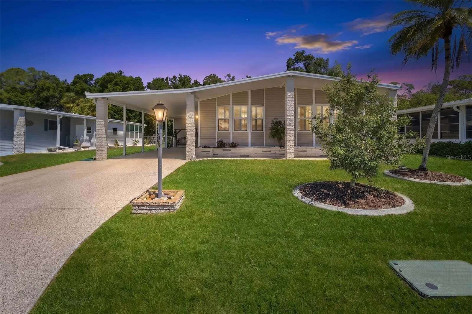 209 Vistoria Drive, FL