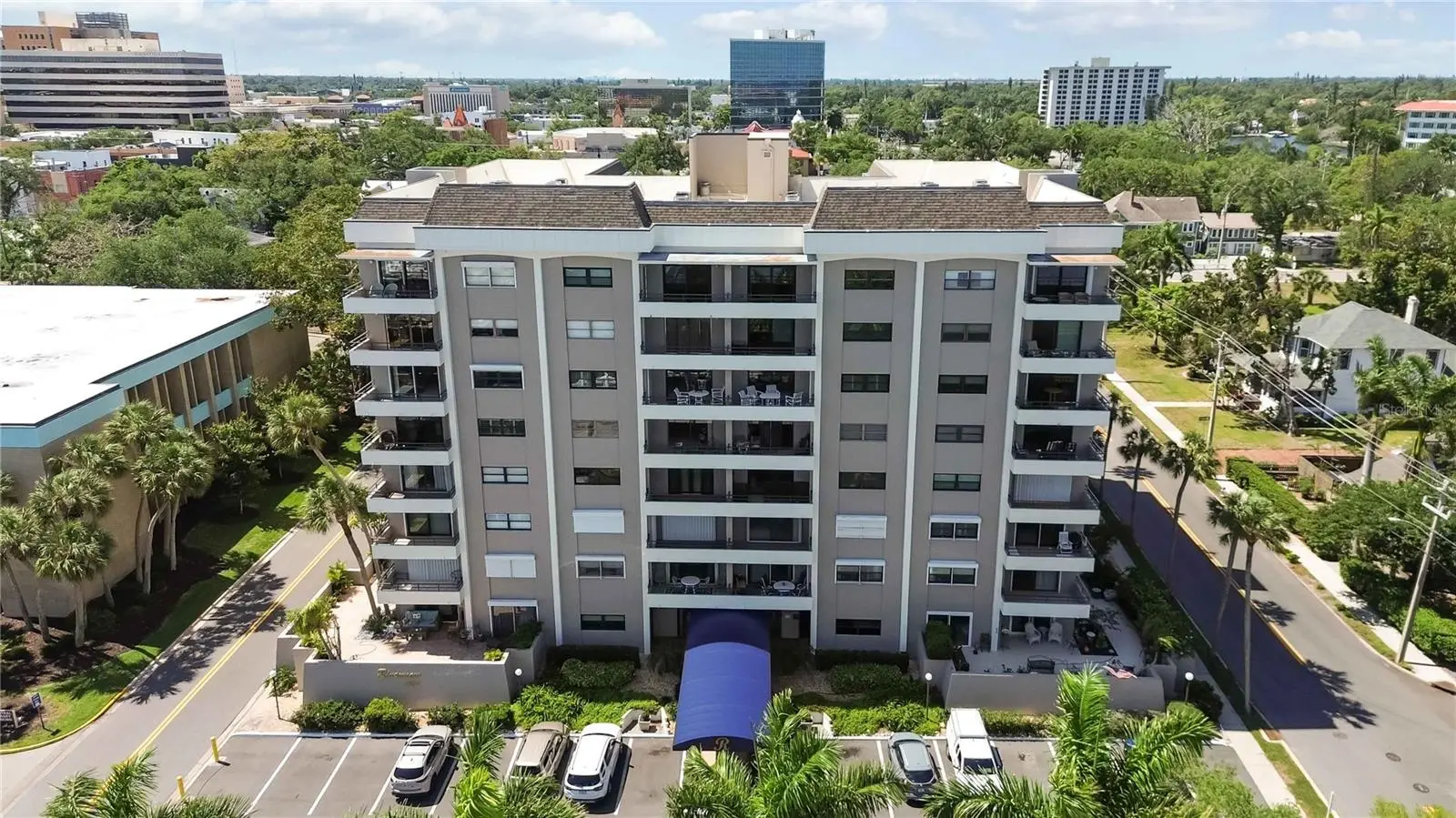 1400 Barcarrota Boulevard, FL
