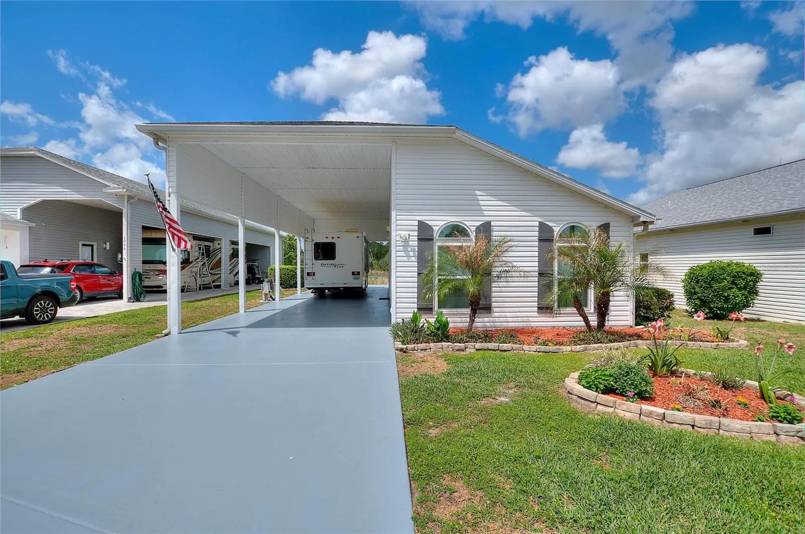 1083 Motorcoach Drive, FL
