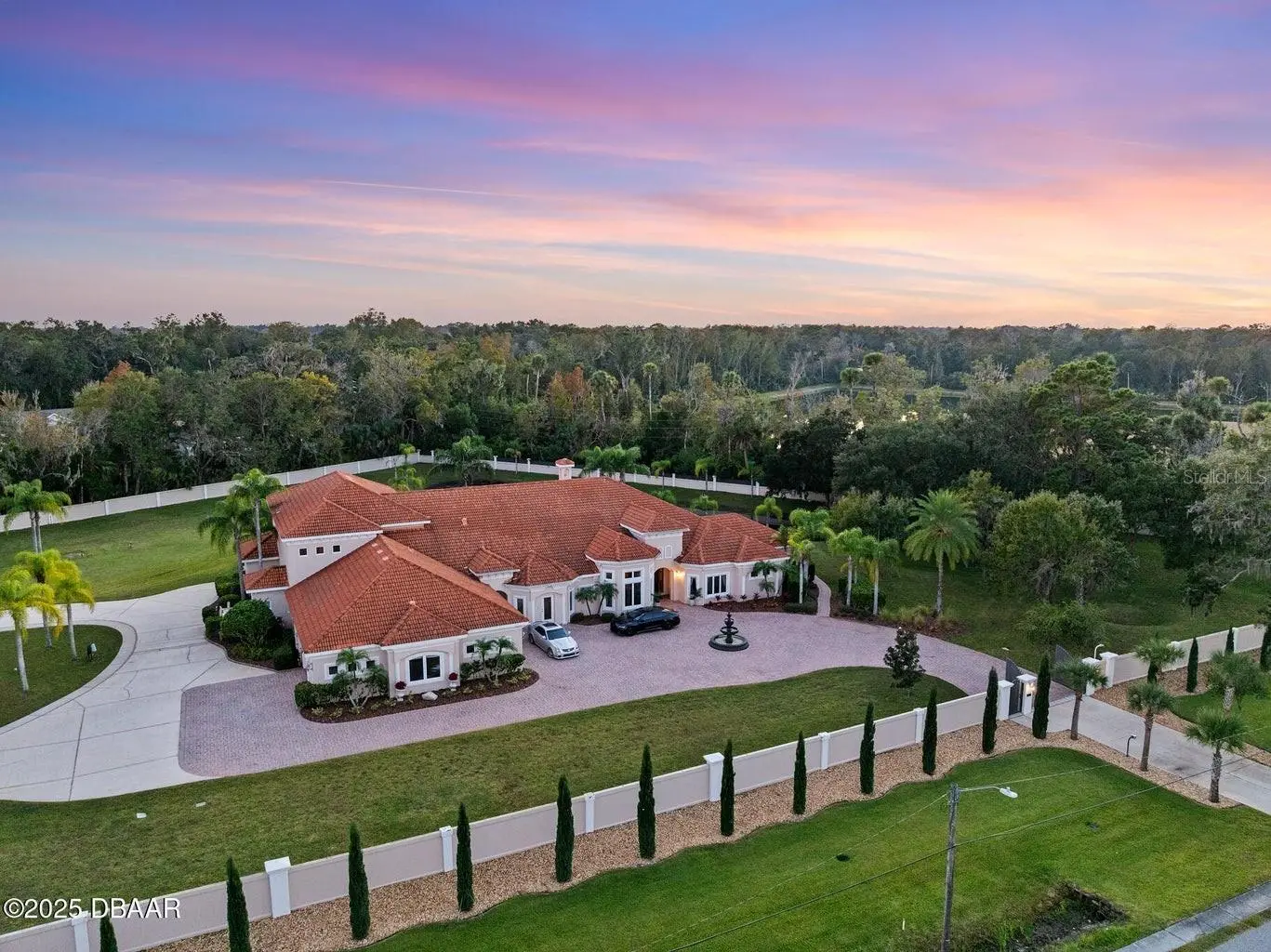 602 Tomoka Avenue, FL