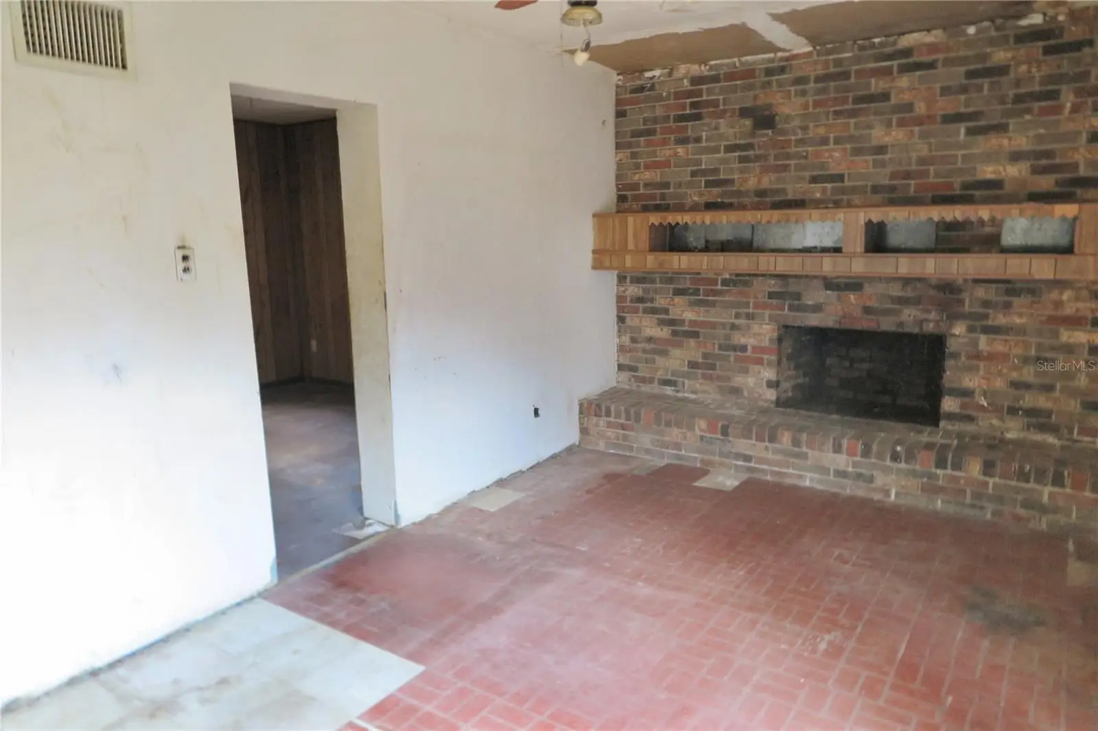 1045 19th Street, FL