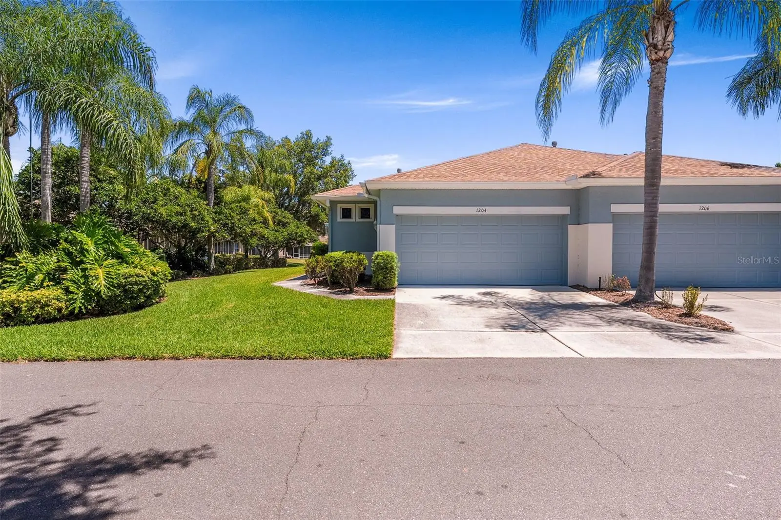 1204 Huntington Greens Drive, FL