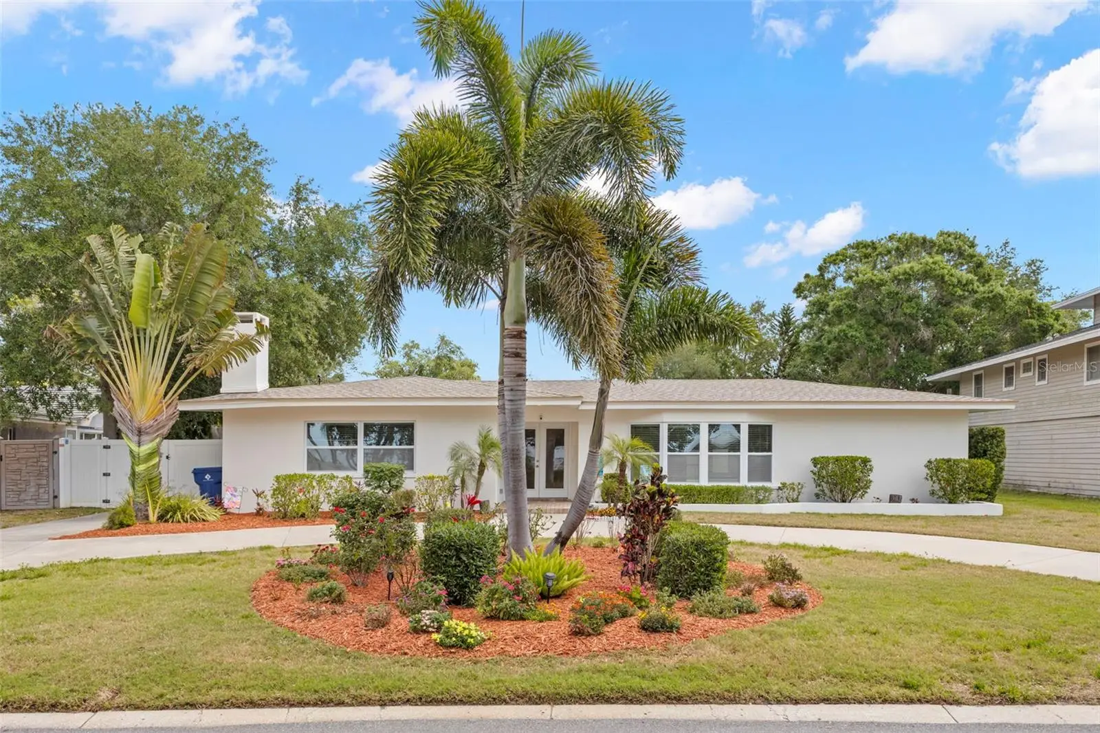 125 Carlyle Drive, FL