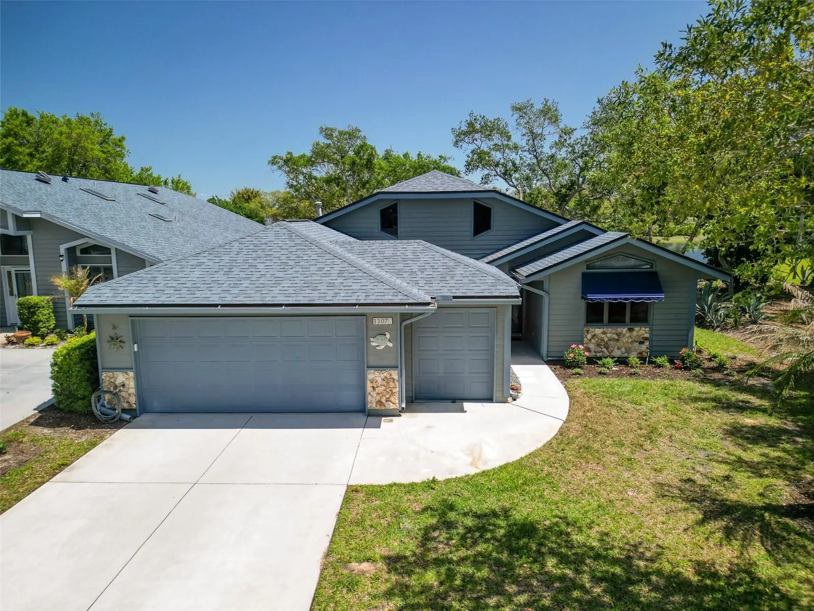1107 Loch Lomond Court, FL