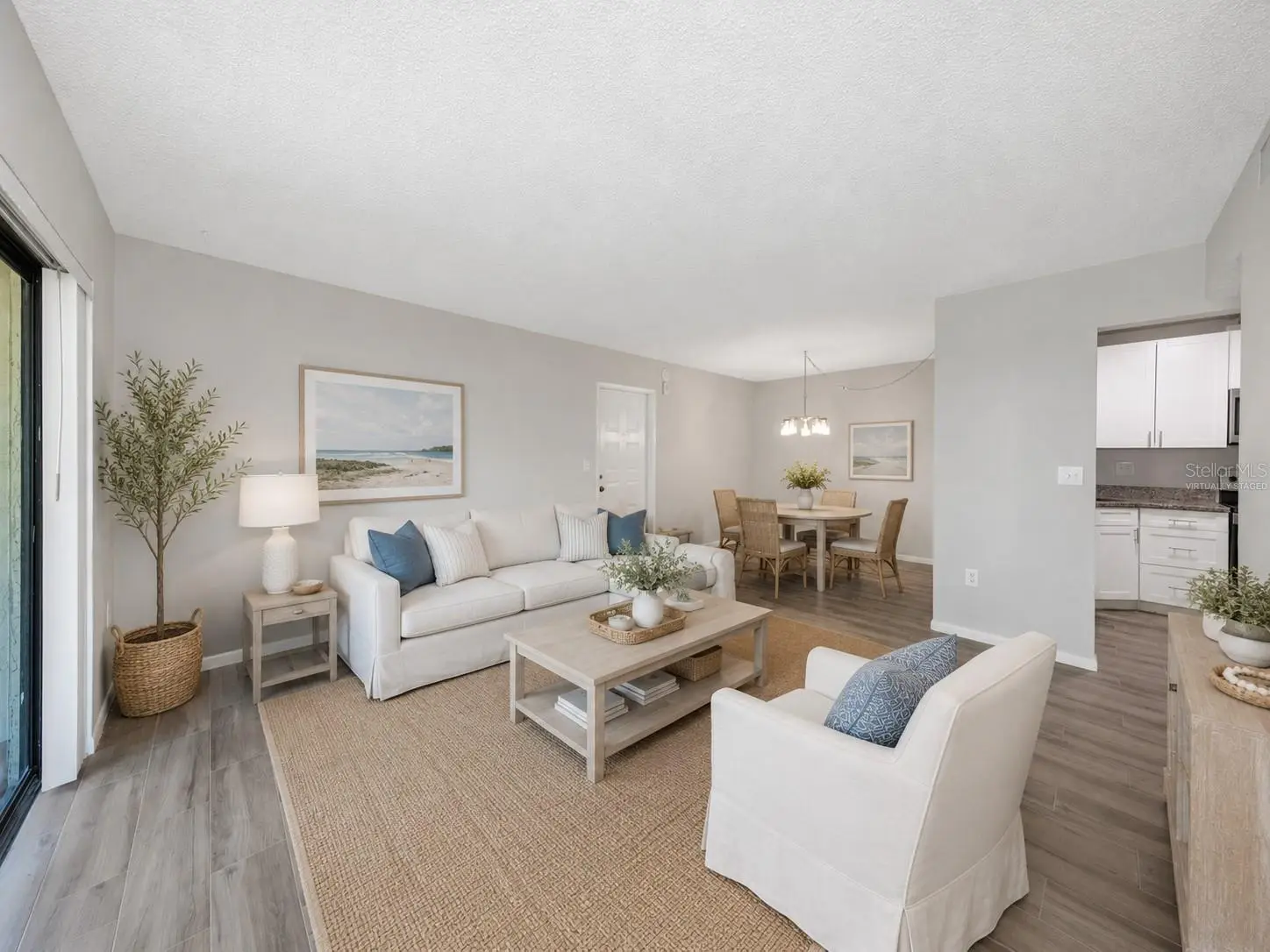 3166 Lake Pine Way, FL