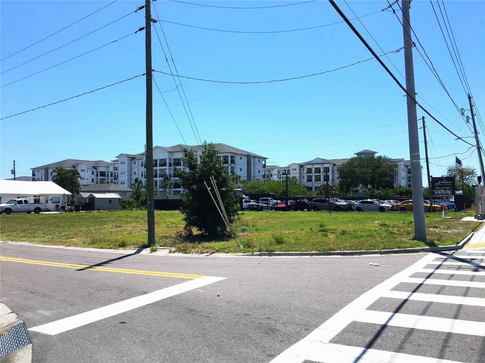 7900 Park Boulevard, FL