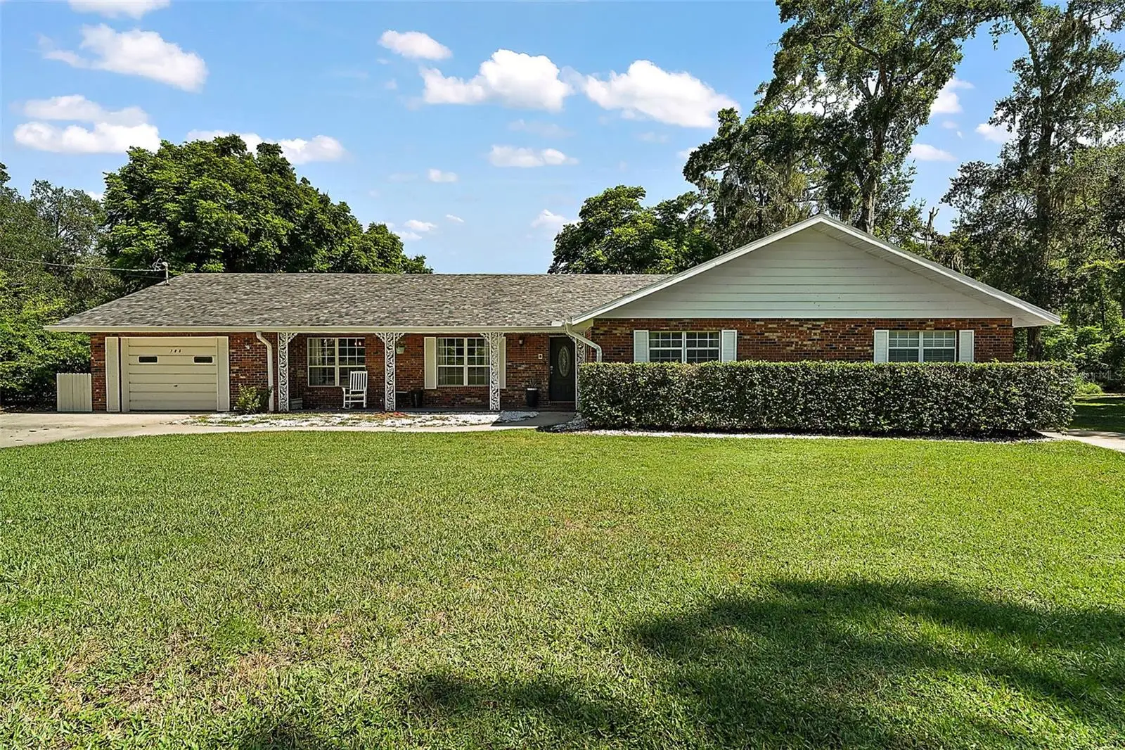 705 Summit Court, FL