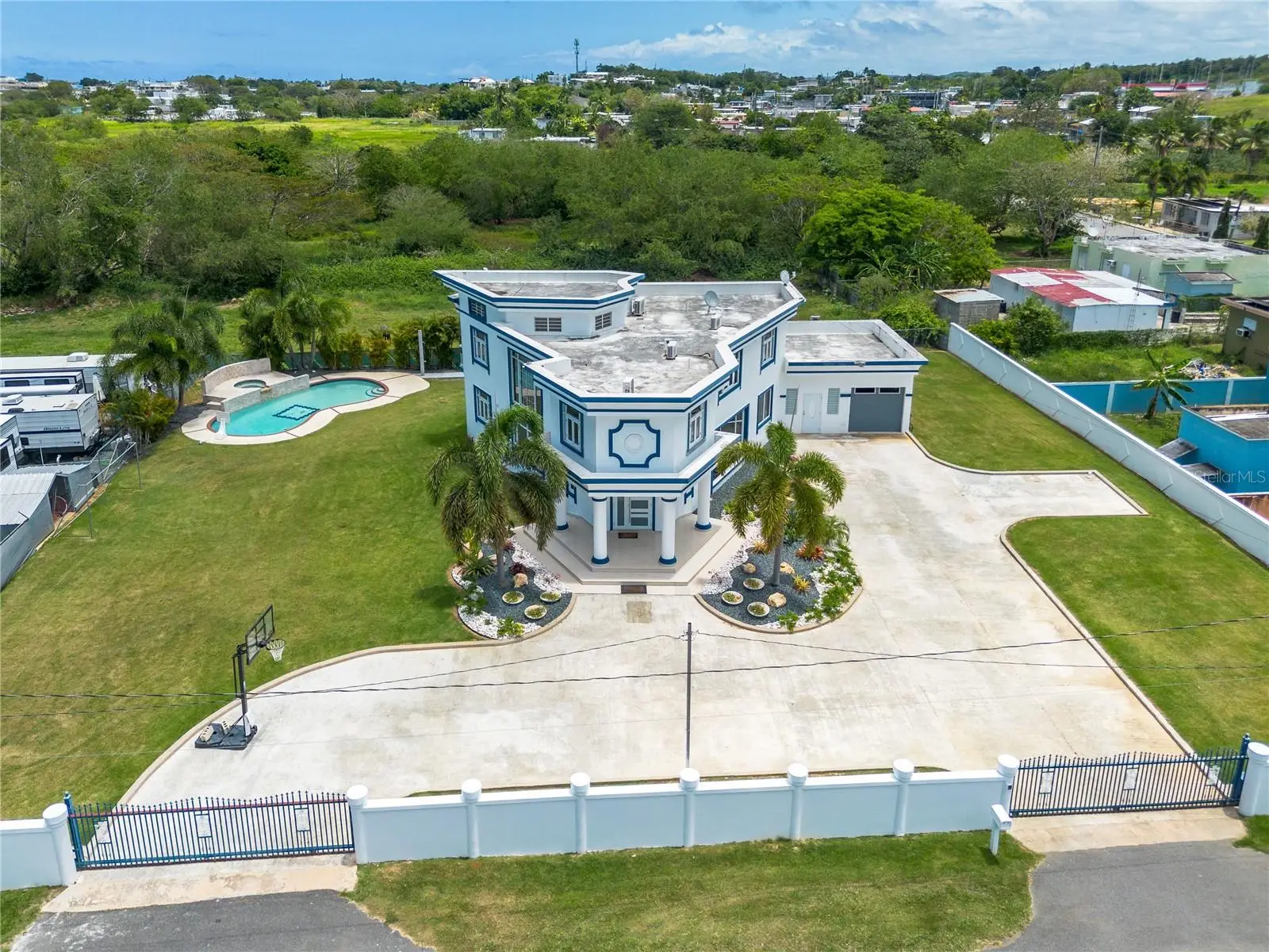 1 Calle Isamar, PR