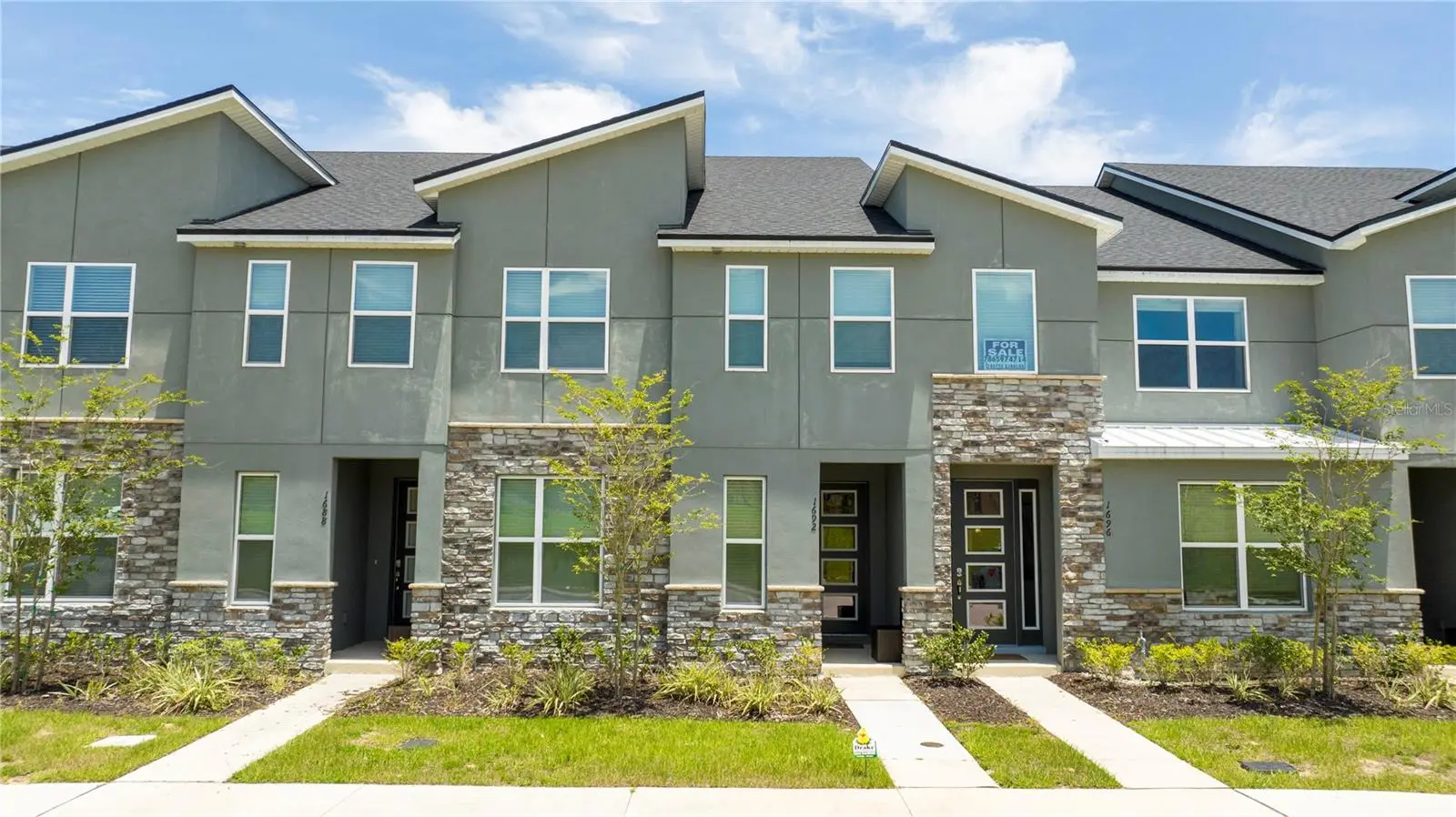 1692 Tropical Palms Circle, FL