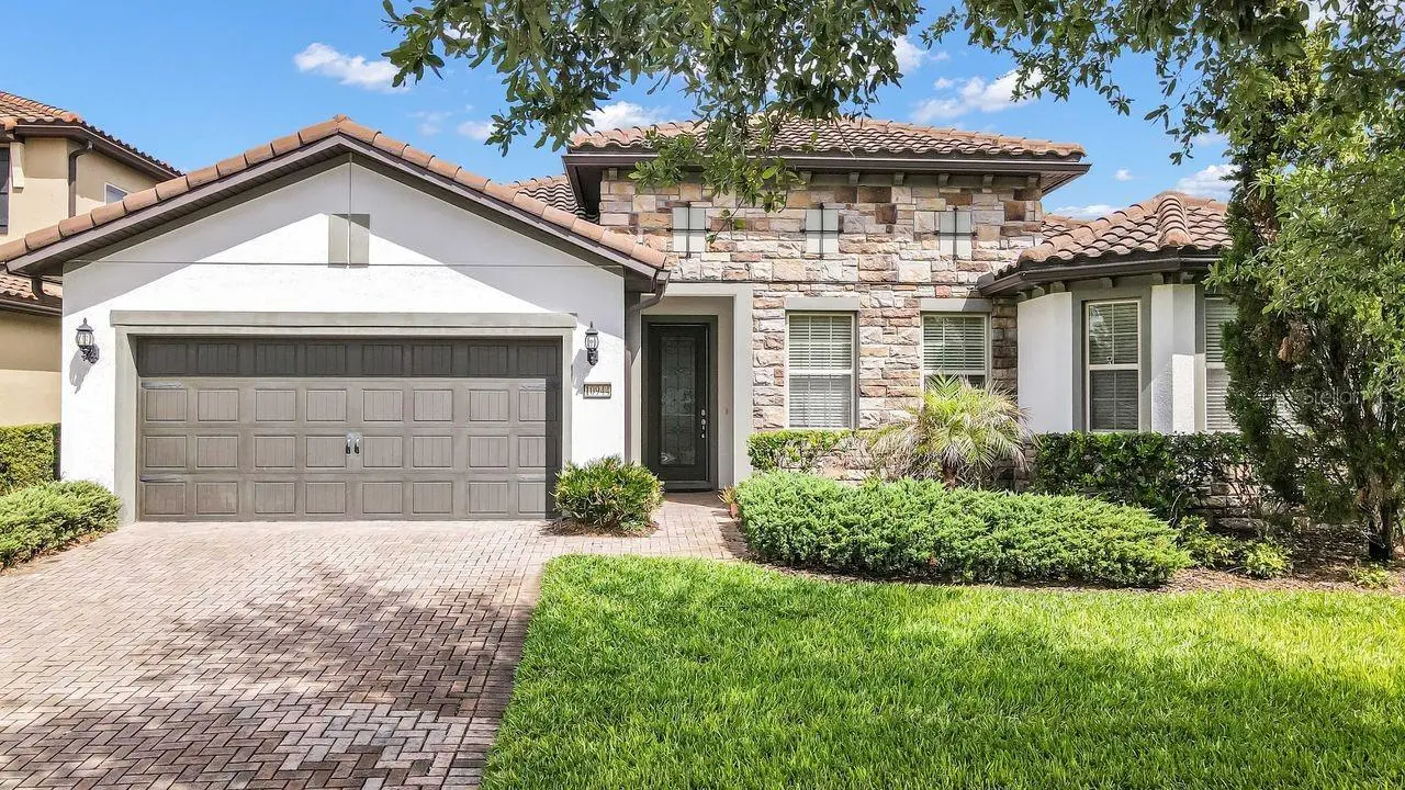 10944 Citron Oaks Drive, FL
