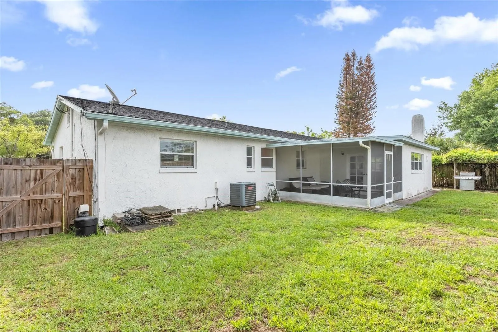 950 Hanover Avenue, FL