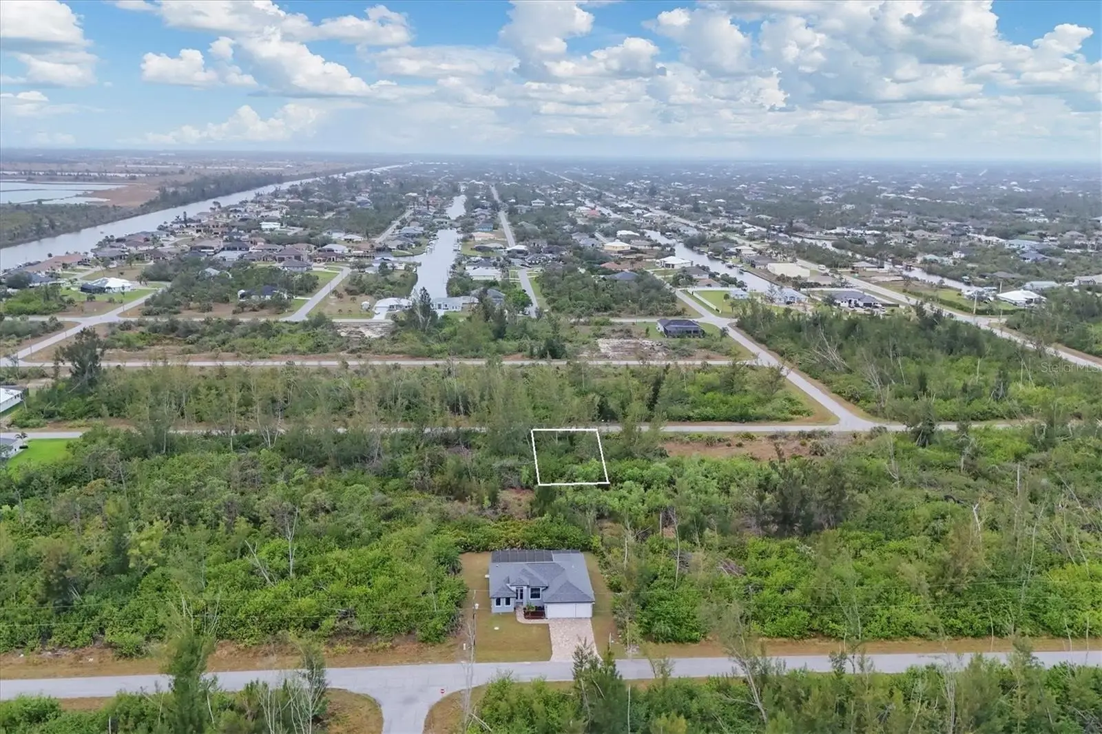 10558 Hillwood Drive, FL