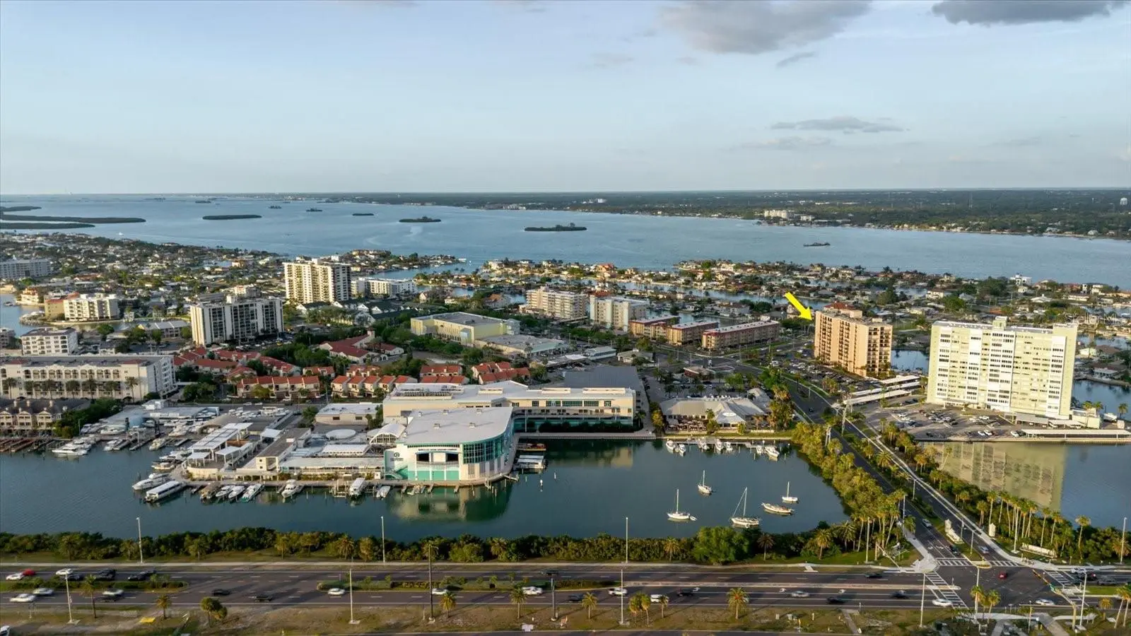51 Island Way, FL