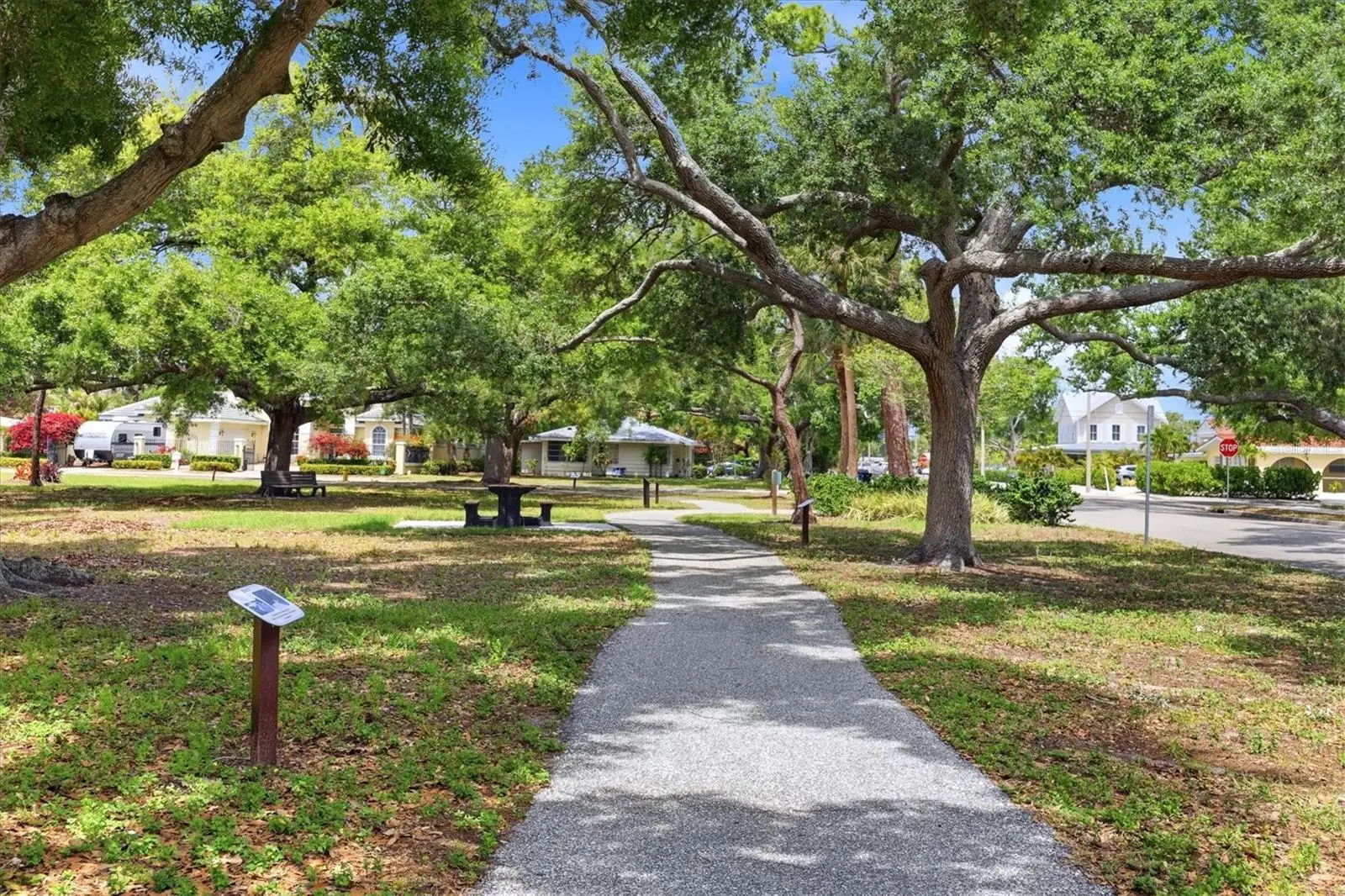 405 Menendez Street, FL