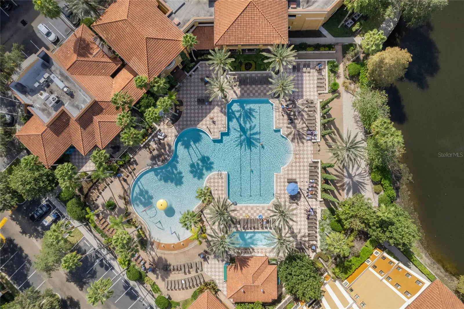 12538 Floridays Resort Drive, FL