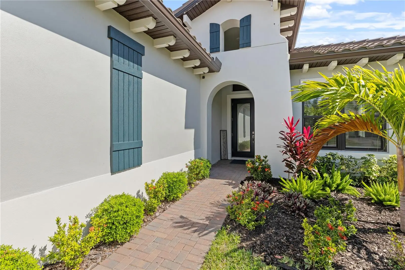 2121 6th Street, FL